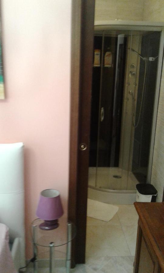 B&B Caravaggio San Donaci Luaran gambar