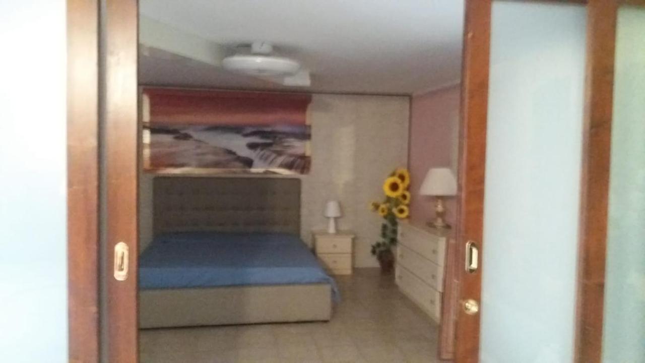 B&B Caravaggio San Donaci Luaran gambar