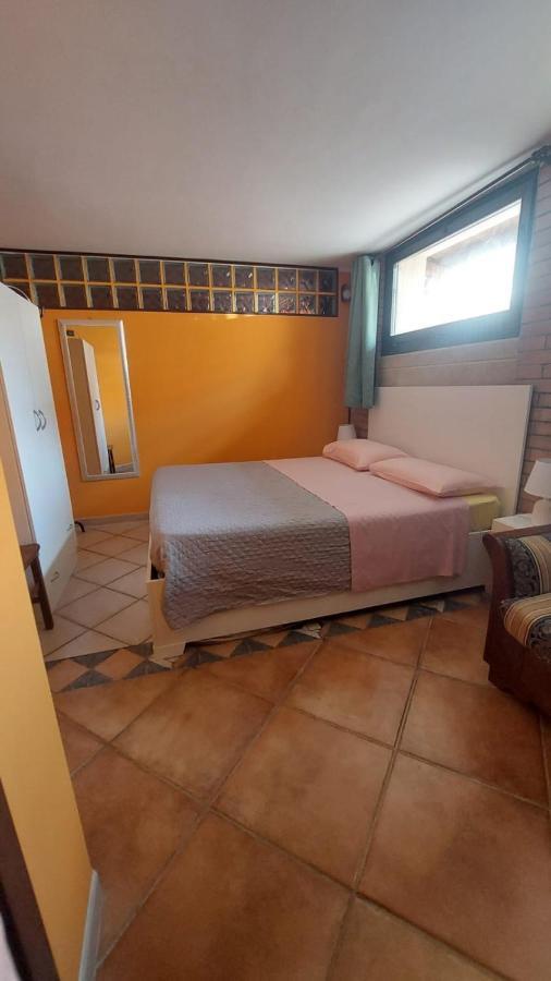 B&B Caravaggio San Donaci Luaran gambar