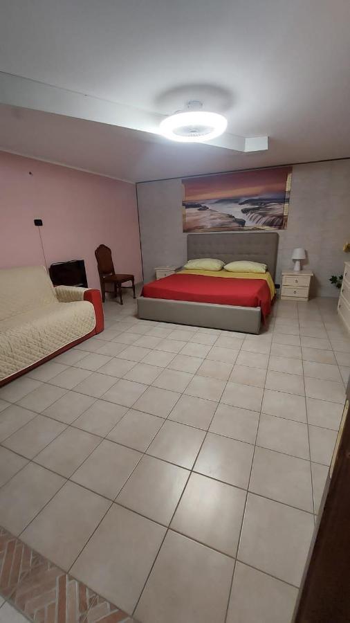 B&B Caravaggio San Donaci Luaran gambar