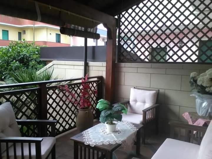 B&B Caravaggio San Donaci Luaran gambar