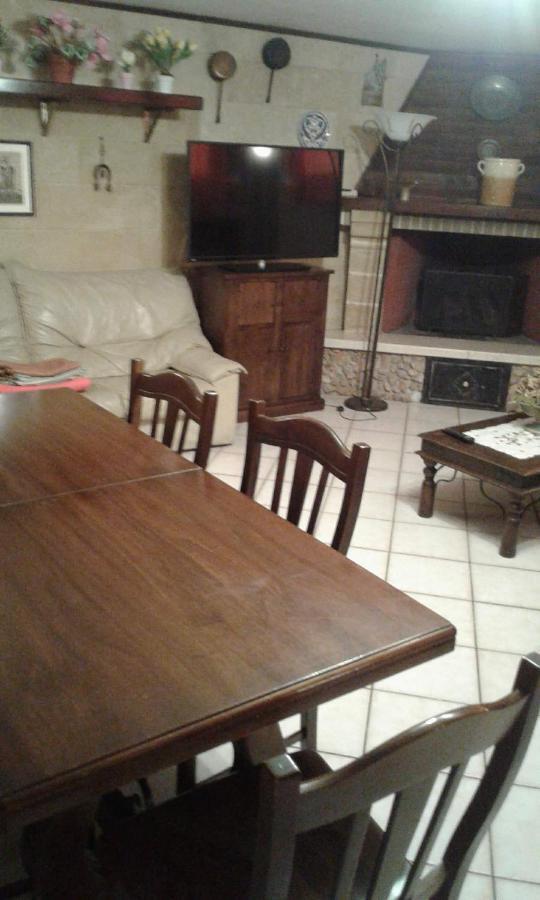 B&B Caravaggio San Donaci Luaran gambar